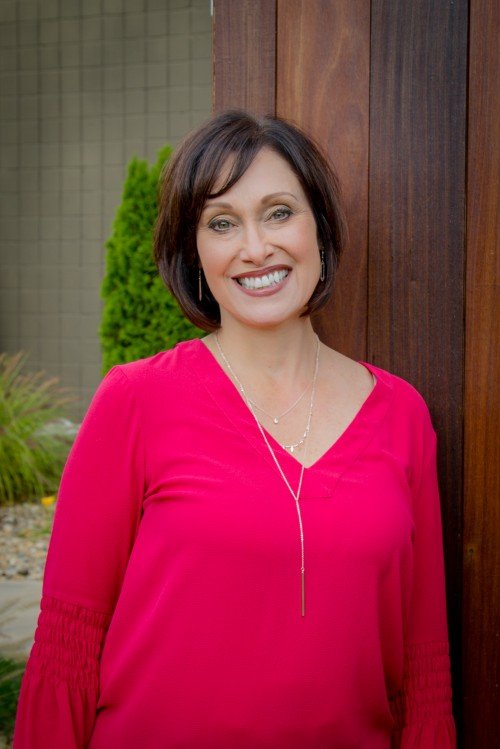 Mimi Thomas